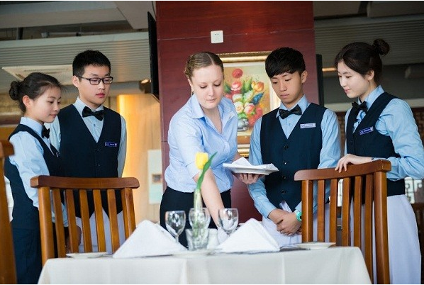 DU HỌC NGHỀ NGÀNH NHÀ HÀNG – KHÁCH SẠN TẠI ĐỨC